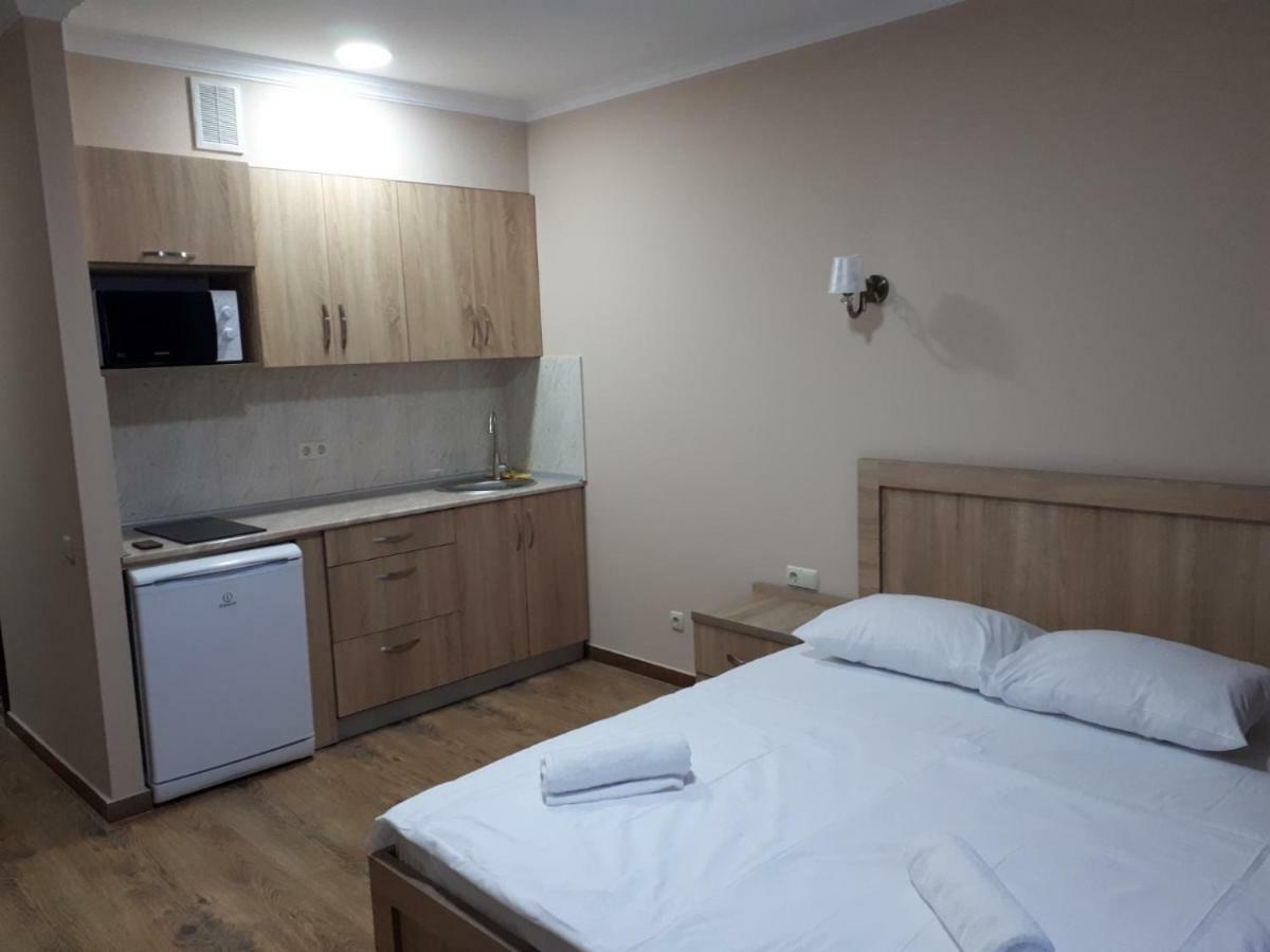 Jemka'S Modern Apartment Батумі Екстер'єр фото